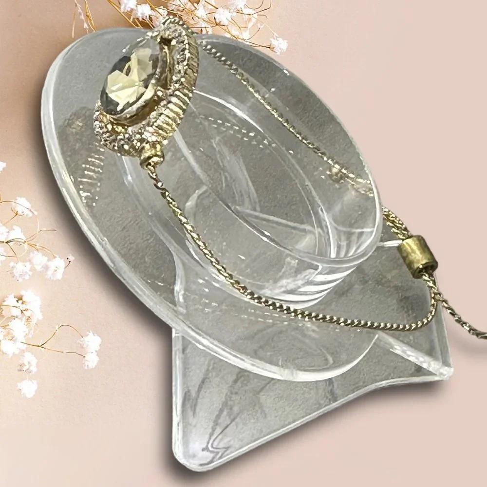 N/A gold tone